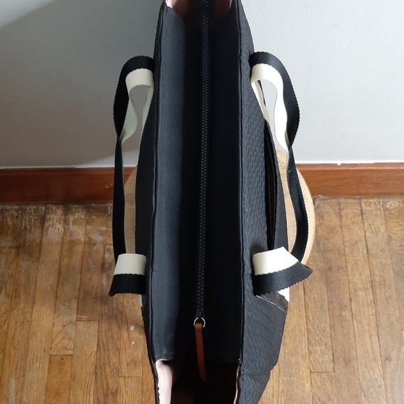 Stella & Dot black quilted tote bag - Picture 6 of 10